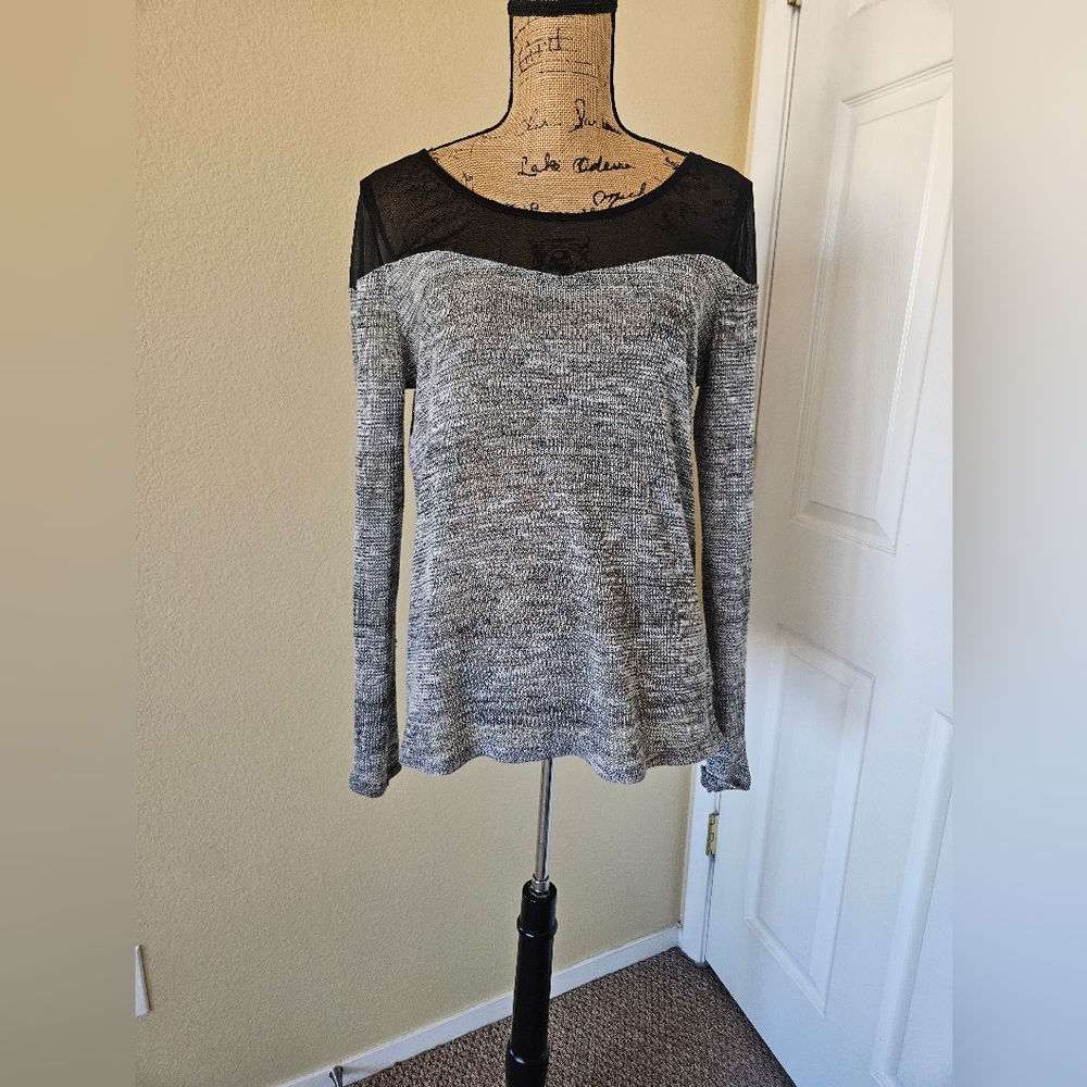 H&M Divided Black and Gray Knit Top